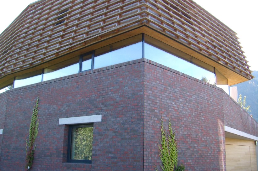 276_Lukasser-Schwaerzler-Fassade.JPG