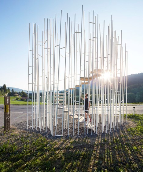 Bus-Stops-in-Krumbach-Austria_dezeen_468_7.jpg