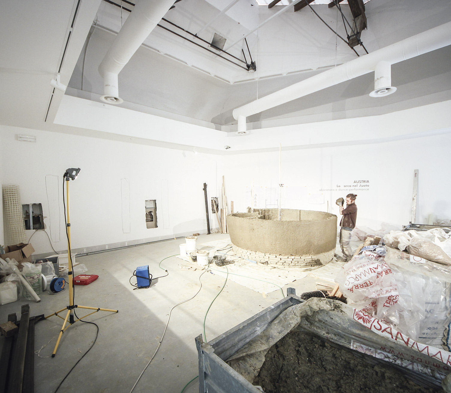 Mud-Works!_15'-Venice-Biennale_∏-Stefano-Mori-9.jpg